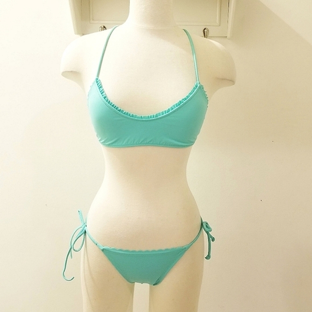 Victoria's Secret Lt Teal Scalloped Edge String Bikini Set  M/TOP XS/BOTTOM - Picture 2 of 10